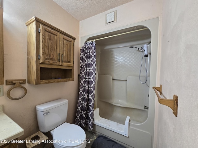 6322 Springport Rd, Eaton Rapids, MI 48827 - bathroom with a shower with shower curtain, toilet, vanity, and a textured ceiling