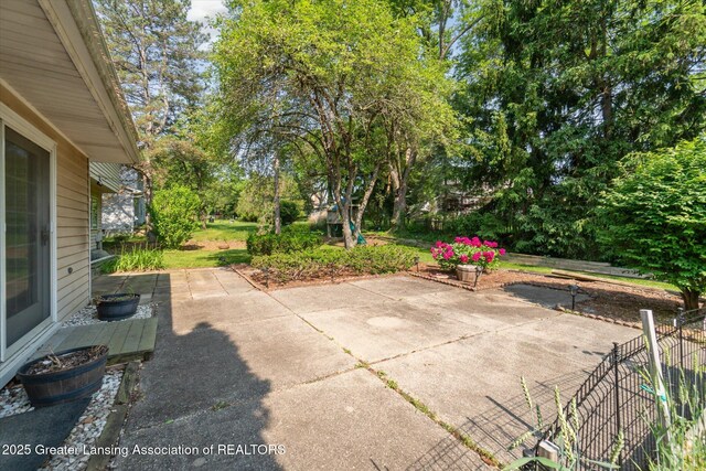 2932 Crestwood Dr, East Lansing, MI 48823 - photo 34