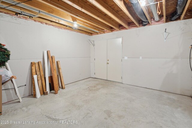 11782 Sara Ann Dr, Dewitt, MI 48820 - view of unfinished below grade area