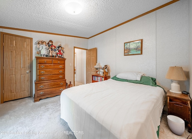 1200 S Michigan Rd, Eaton Rapids, MI 48827 - bedroom featuring crown molding, a textured ceiling, light carpet, and vaulted ceiling