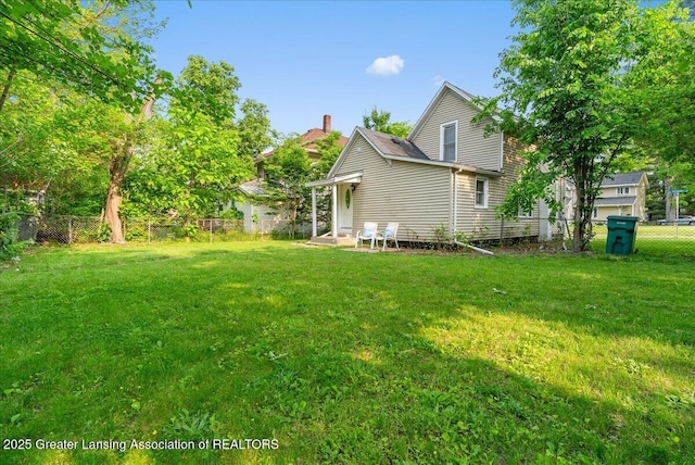 1128 Hickory St, Lansing, MI 48912 - view of yard