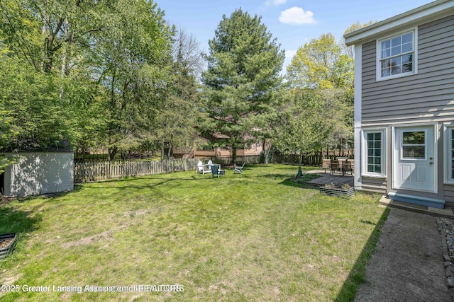2038 Woodfield Rd, Okemos, MI 48864 - view of yard