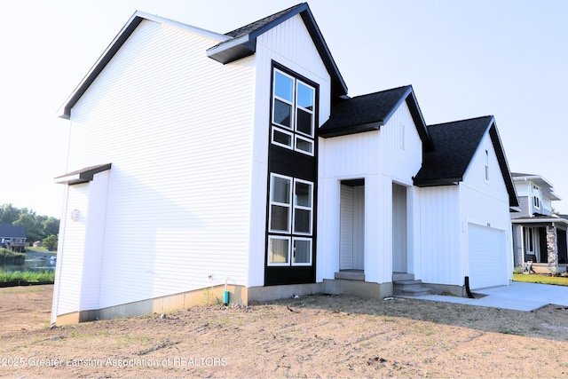 606 Launch Point Dr, Perry, MI 48872 - photo 2