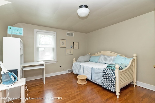 544 Collingwood Dr, East Lansing, MI 48823 - bedroom with wood finished floors and baseboards