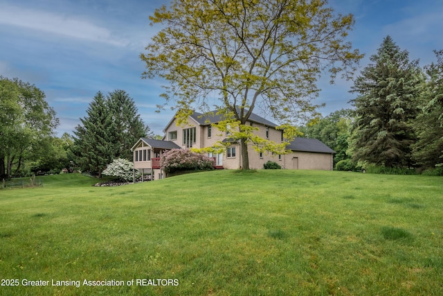 1120 Nautical Dr, Okemos, MI 48864 - view of grassy yard