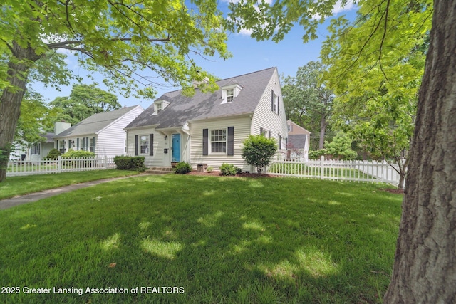 942 W Grand River Ave, East Lansing, MI 48823 - new england style home with roof with shingles