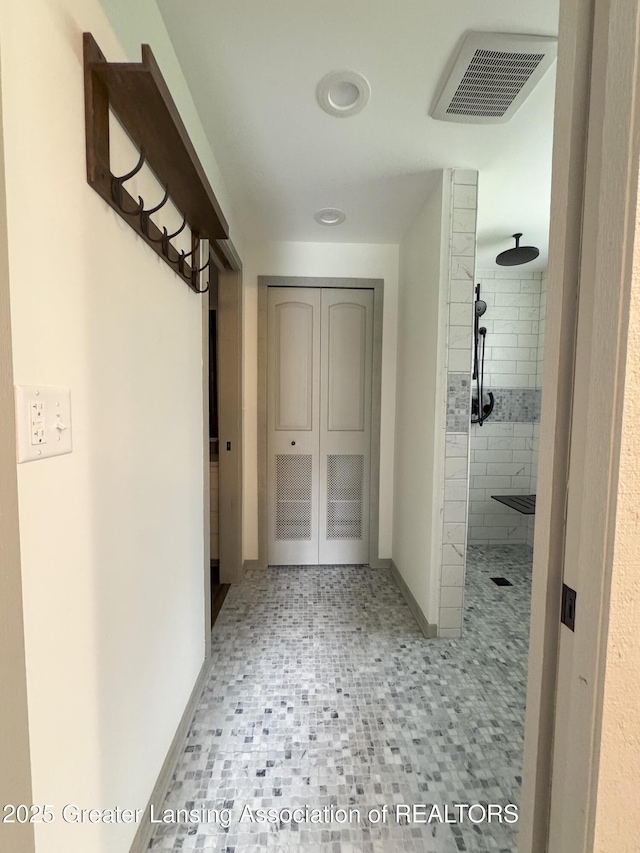 12855 Oneida Woods Trl, Grand Ledge, MI 48837 - hall featuring baseboards