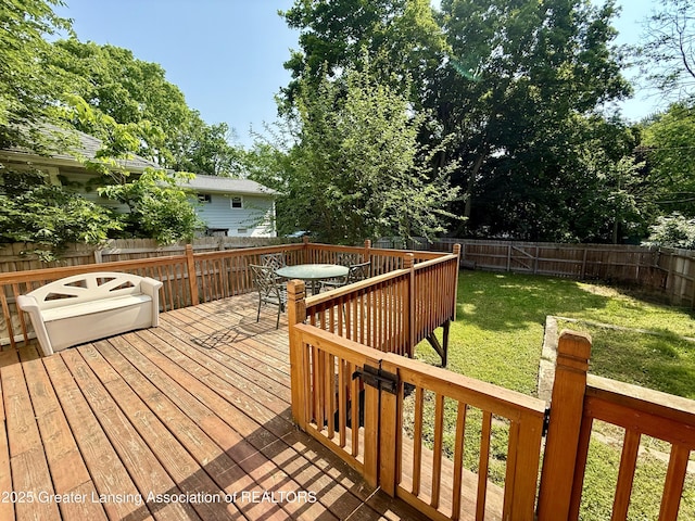 227 S Foster Ave, Lansing, MI 48912 - view of deck