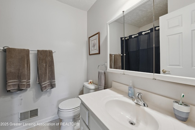 1703 Willow Creek Dr Unit 29, Lansing, MI 48917 - full bathroom featuring a textured ceiling, vanity, and a shower with shower curtain