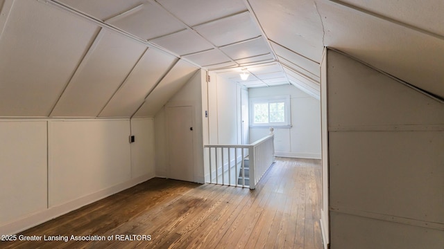523 N Fairview Ave, Lansing, MI 48912 - additional living space with wood-type flooring and lofted ceiling