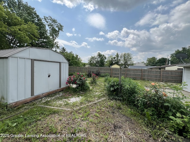 4219 Richmond St, Lansing, MI 48911 - view of yard