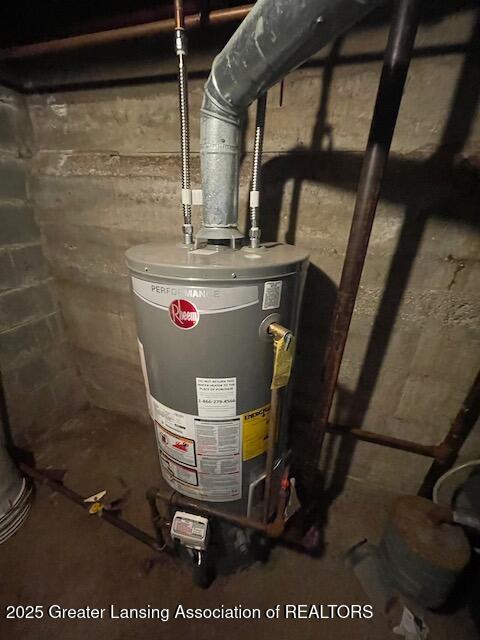 4022 Stabler St, Lansing, MI 48910 - utilities with gas water heater