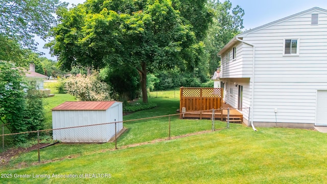 1965 Rutgers Cir, East Lansing, MI 48823 - view of yard with a shed