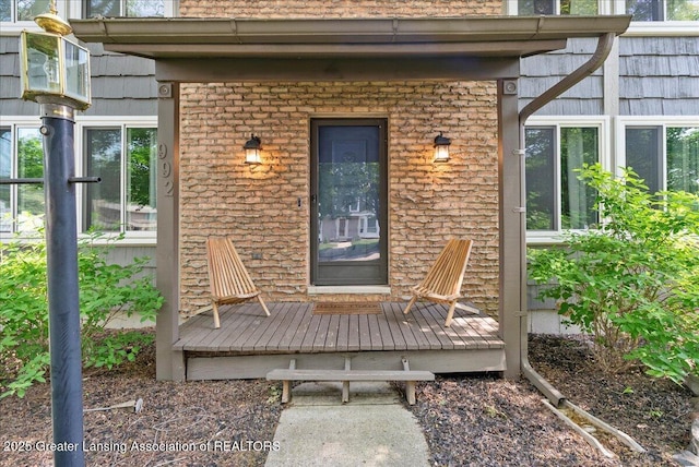 992 Touraine Ave, East Lansing, MI 48823 - entrance to property with brick siding