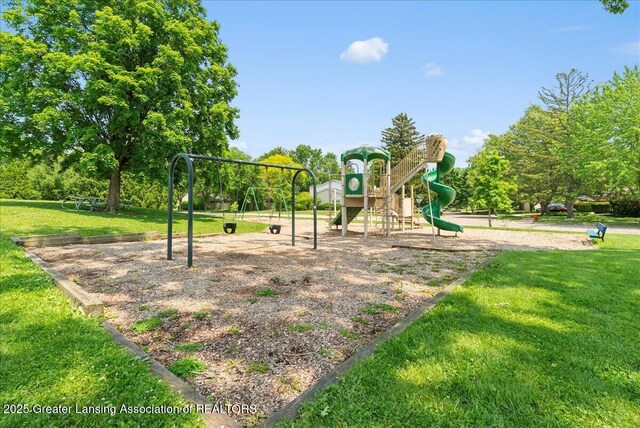 992 Touraine Ave, East Lansing, MI 48823 - community jungle gym with a lawn