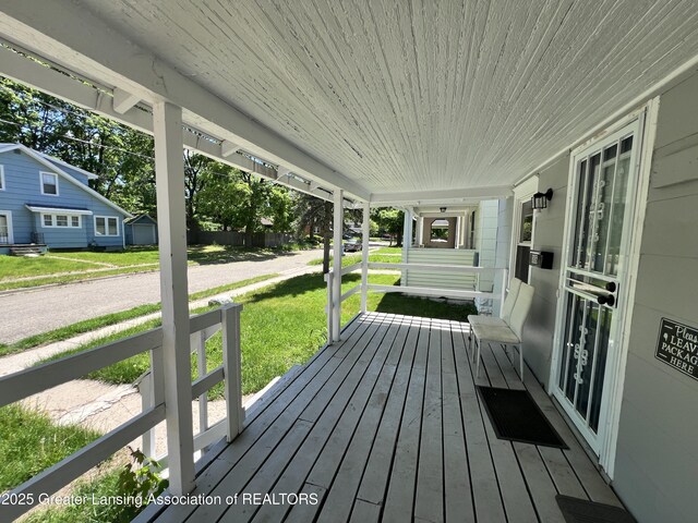 1806 Ada St, Lansing, MI 48910 - photo 3