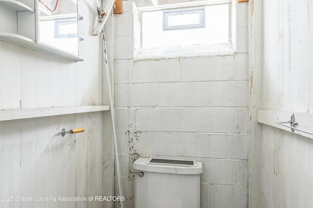 19326 Marlowe St, Detroit, MI 48235 - bathroom featuring toilet