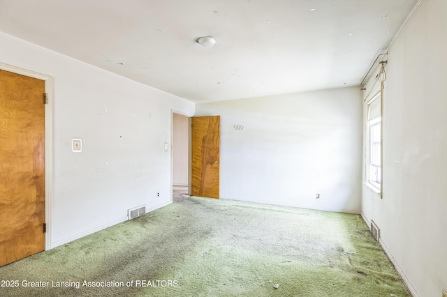 19326 Marlowe St, Detroit, MI 48235 - empty room with carpet flooring and baseboards