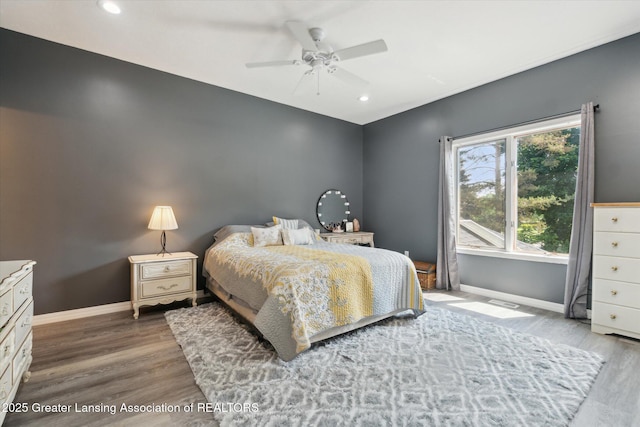 2020 Sunset Dr, Owosso, MI 48867 - bedroom with wood finished floors, recessed lighting, and ceiling fan