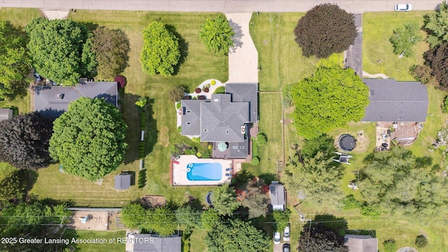 2020 Sunset Dr, Owosso, MI 48867 - view of property location with a pool