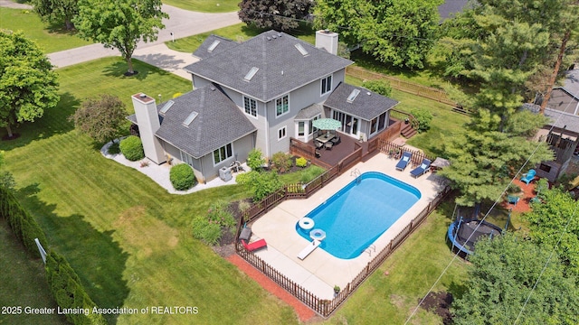 2020 Sunset Dr, Owosso, MI 48867 - view of subject property featuring a pool area