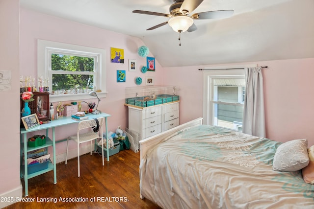515 N Fairview Ave, Lansing, MI 48912 - bedroom featuring lofted ceiling, wood finished floors, and ceiling fan