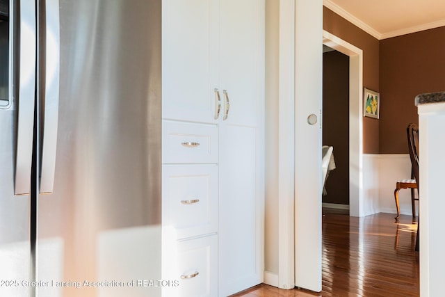 5939 Highgate Ave, East Lansing, MI 48823 - hall featuring crown molding and light wood-style flooring