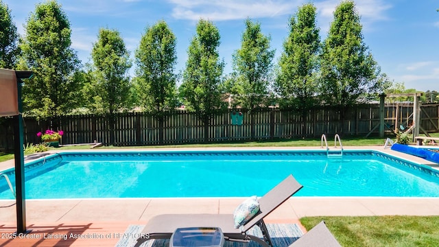 5939 Highgate Ave, East Lansing, MI 48823 - view of pool featuring a fenced backyard