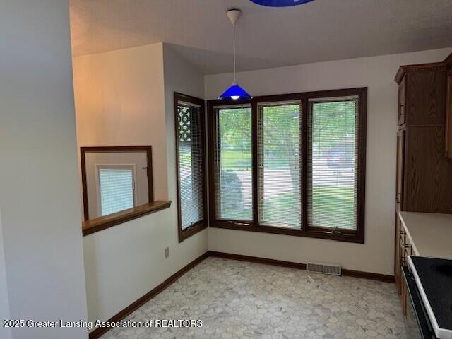 1312 Brookside Dr Unit 80, Lansing, MI 48917