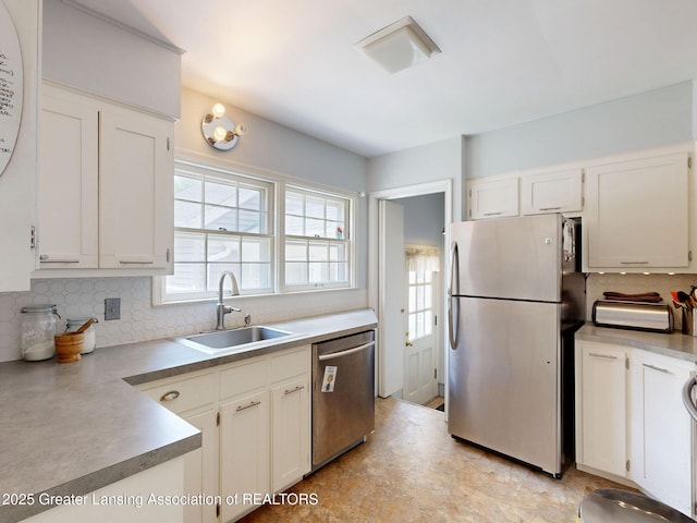 1614 Lindbergh Dr, Lansing, MI 48910 - photo 12