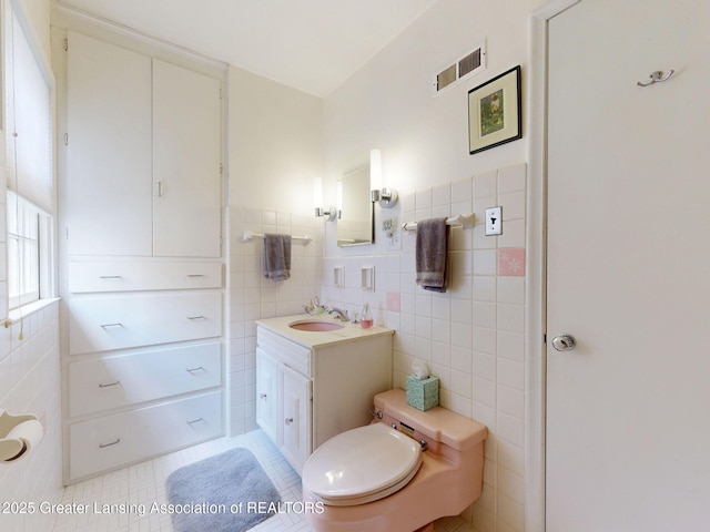 1614 Lindbergh Dr, Lansing, MI 48910 - photo 20