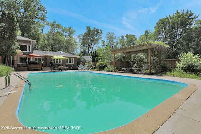 1603 Roseland Ave, East Lansing, MI 48823 - view of pool featuring a pergola, a fenced backyard, and a patio