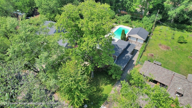 1603 Roseland Ave, East Lansing, MI 48823 - view from above of property featuring a pool