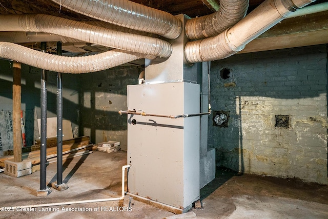 229 Rockingham Ave, Alma, MI 48801 - view of utility room