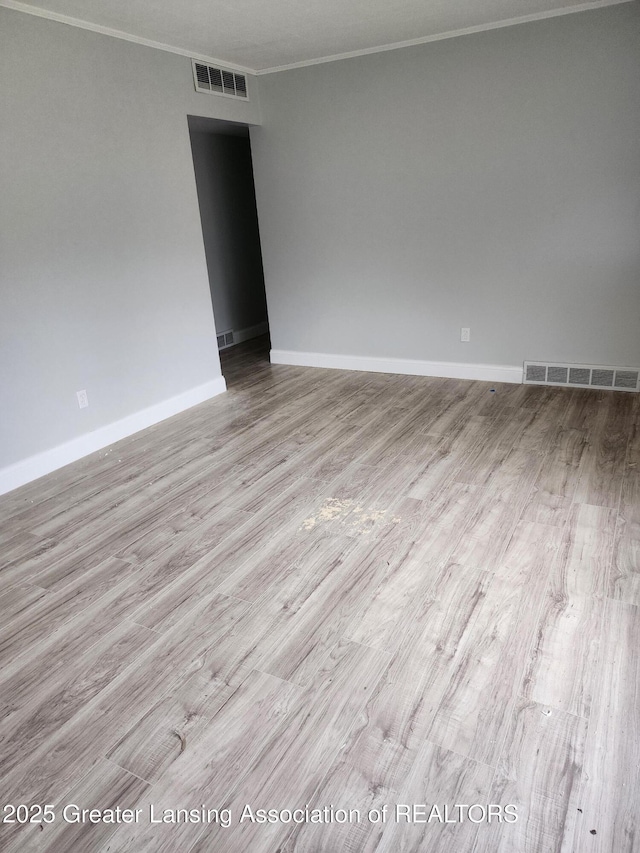 1931 Ferrol St, Lansing, MI 48910 - photo 3