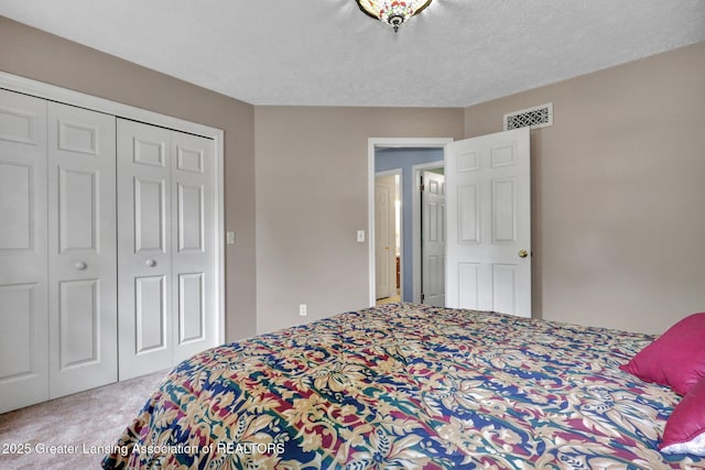 1204 Burlington Dr, Grand Ledge, MI 48837 - carpeted bedroom featuring a closet