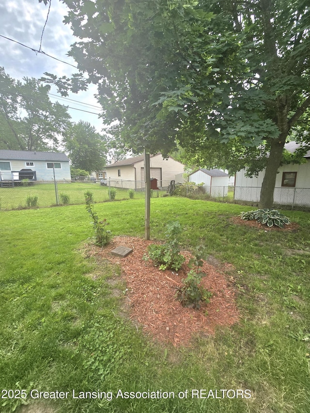 1554 Huntshire Dr, Holt, MI 48842