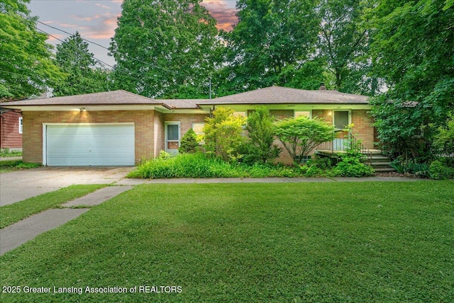 947 Sever Dr, East Lansing, MI 48823 - photo 1