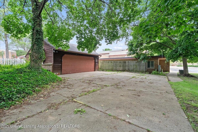 935 Sever Dr, East Lansing, MI 48823 - photo 32