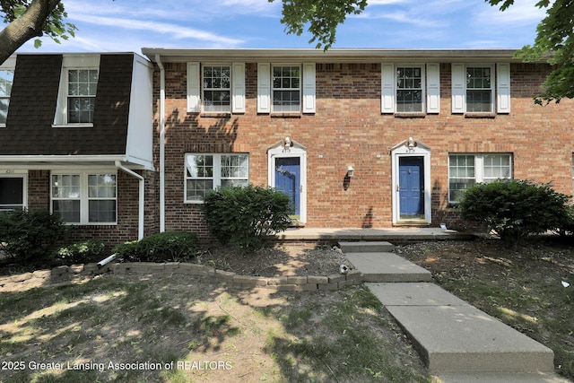 6213 Beechfield Dr, Lansing, MI 48911 - view of front of property with brick siding