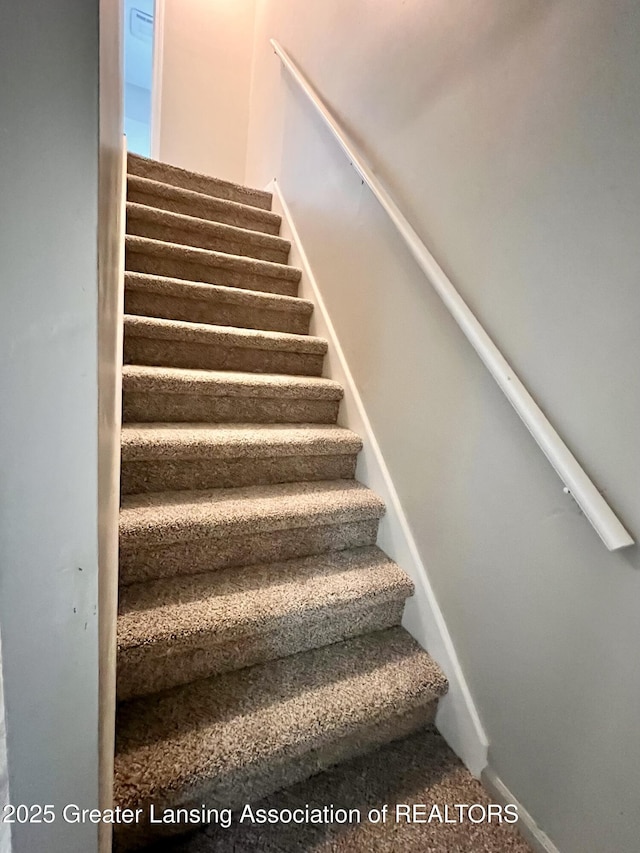 5401 Catalpa Dr, Lansing, MI 48911 - view of staircase
