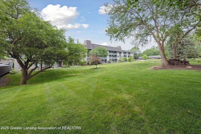 2926 Mount Hope Rd Unit 105, Okemos, MI 48864 - view of green lawn