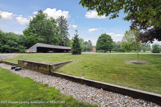 2926 Mount Hope Rd Unit 105, Okemos, MI 48864 - view of grassy yard
