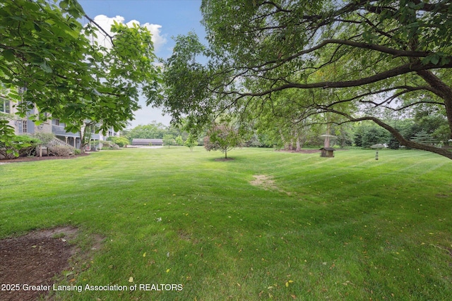 2926 Mount Hope Rd Unit 105, Okemos, MI 48864 - view of grassy yard