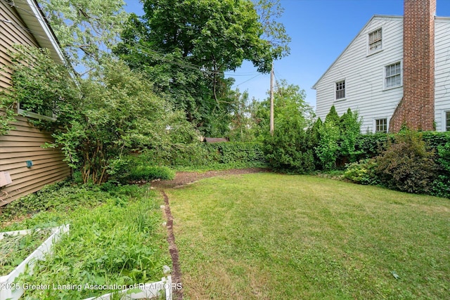522 Cowley Ave, East Lansing, MI 48823 - view of grassy yard