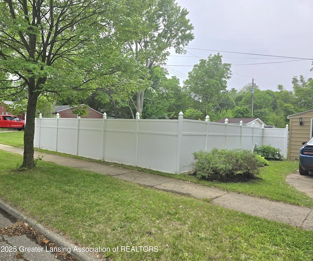 3701 Sumpter St, Lansing, MI 48911 - view of yard