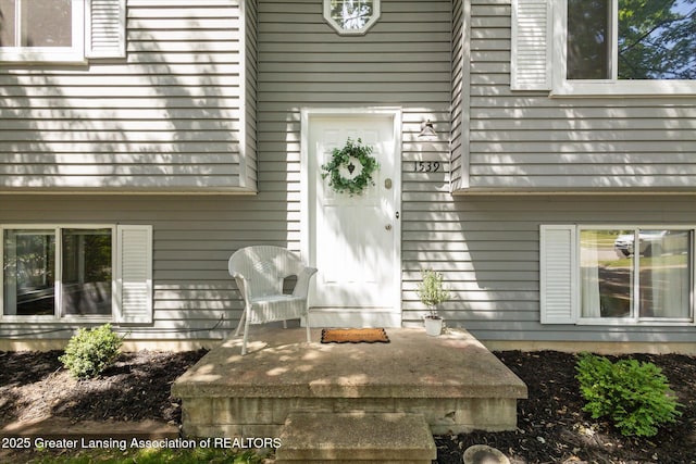1539 Jacqueline Dr, Holt, MI 48842 - entrance to property