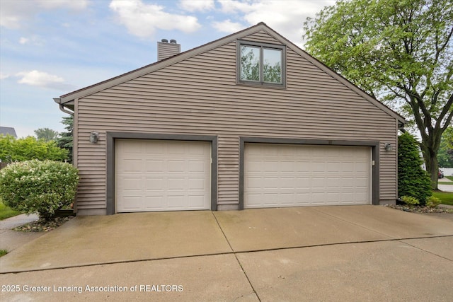 4925 Aspen Dr, Lansing, MI 48917 - view of garage