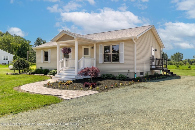 2520 Linn Rd, Williamston, MI 48895 - view of front facade featuring a front lawn and roof with shingles