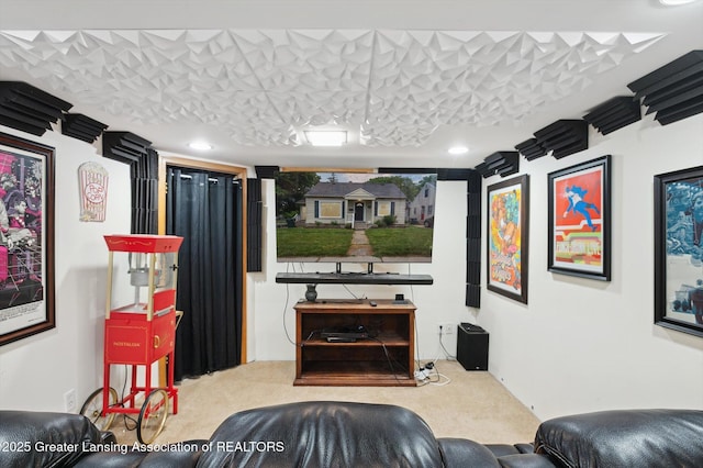 1424 Woodbine Ave, Lansing, MI 48910 - living area featuring carpet